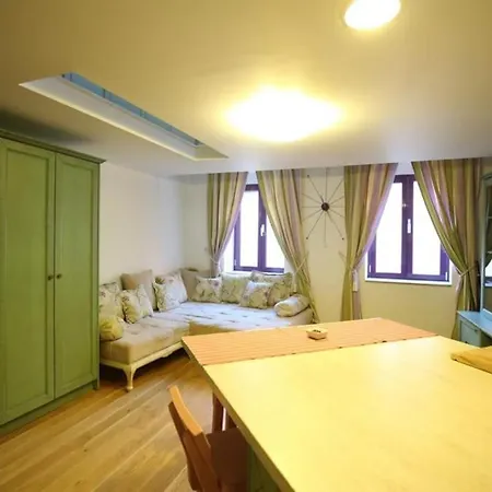 Apartment Maria In Old Town
