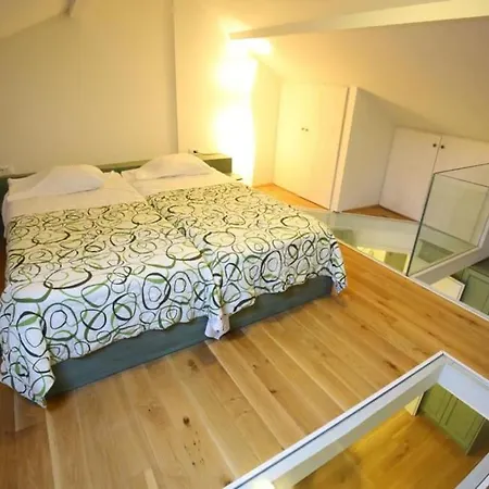 Apartment Maria In Old Town *